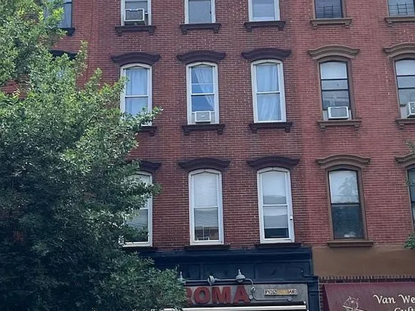 445 Court St, Brooklyn, NY 11231