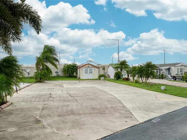 833 Saint George Dr #583, Davenport, FL 33837
