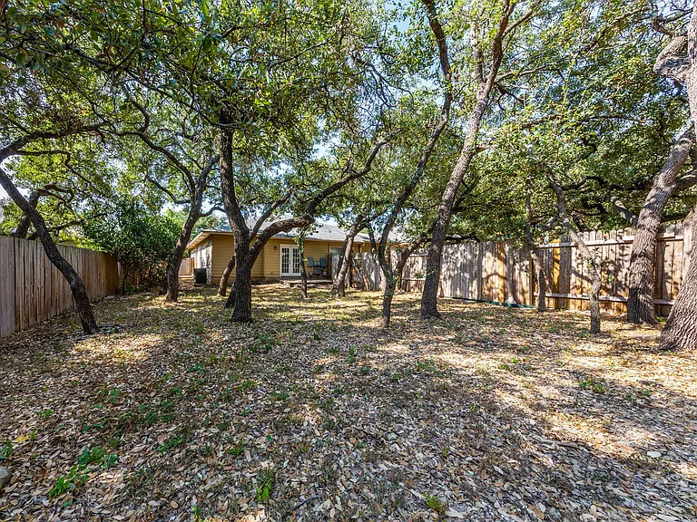 8708 Weiser Dr #B — Photo 4