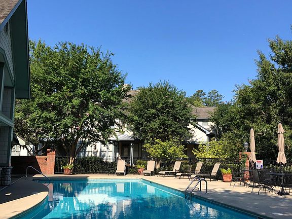 Clubhouse Pool