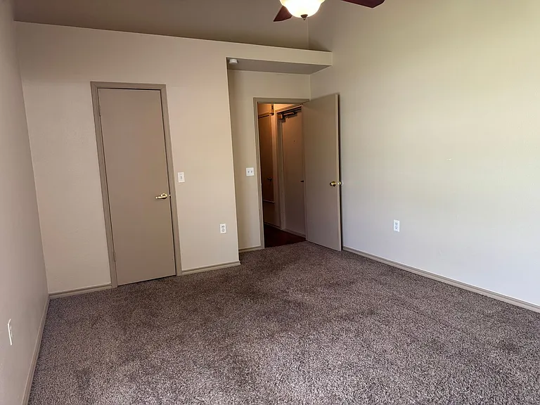 8214 Spring Town St — Photo 14