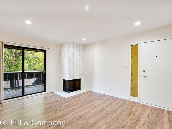 2nd image of 1960 Desert Cir #4