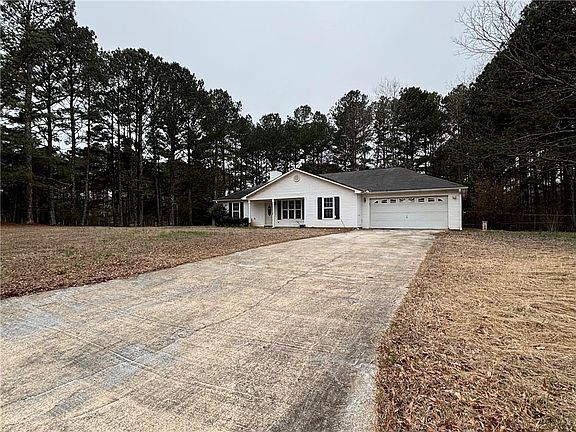 2nd image of 11 Willow Ridge Dr