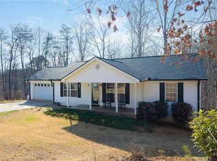 124 Georgia Ave, Dahlonega, GA 30533