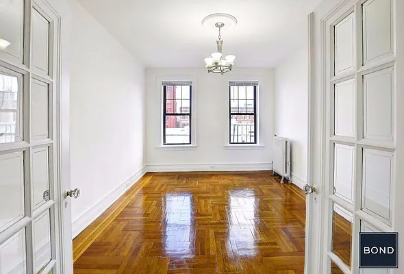 Rented by Bond New York | media 15