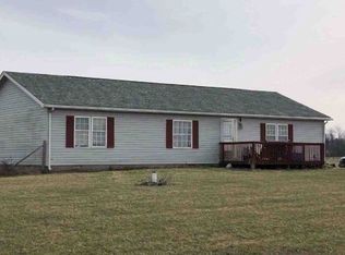 6953 Smith Rd, Bradford, OH 45308