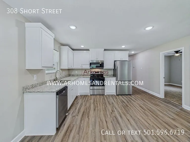 308 Short St — Photo 4