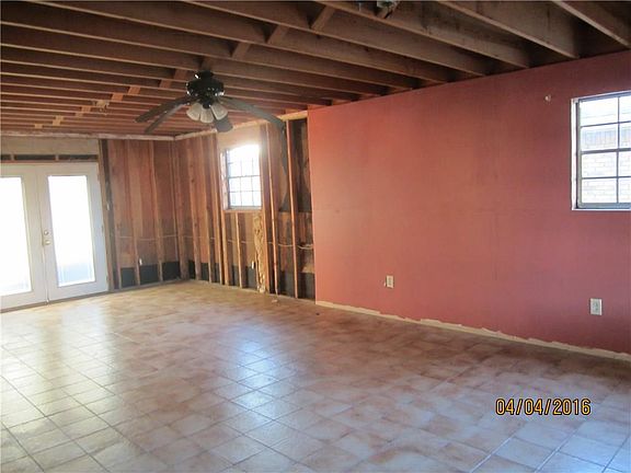 3rd image of 7616 Berg St