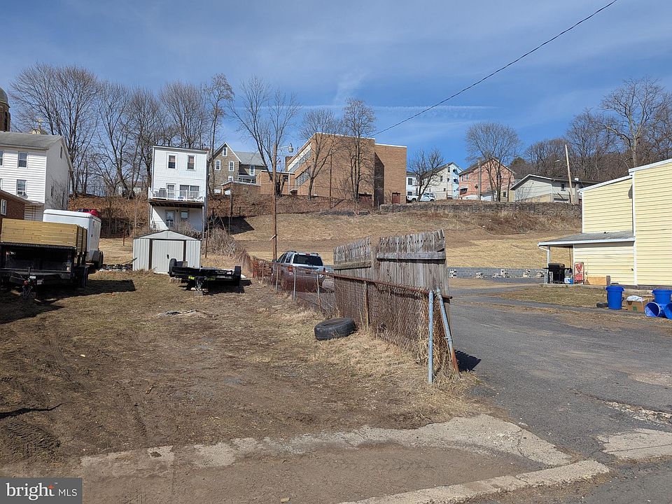 2nd image of 506 N Delaware Ave