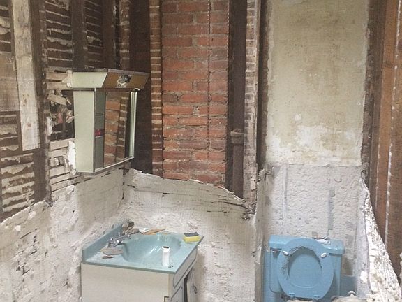 upstairs bathroom