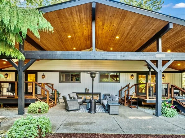 403 Point Fosdick Drive NW, Gig Harbor, WA 98335