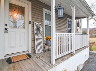 72 West St, Ware, MA 01082