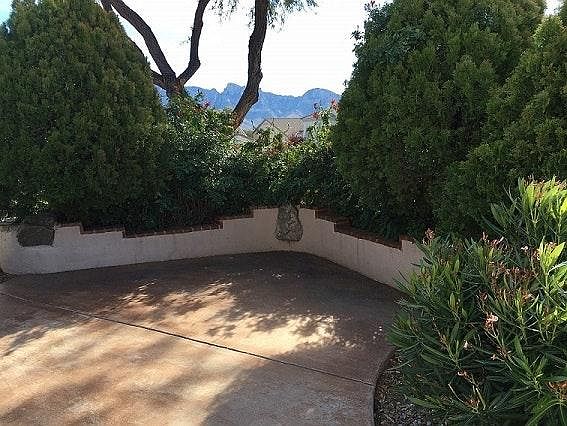 4th image of 230 W Geeseman Springs Dr