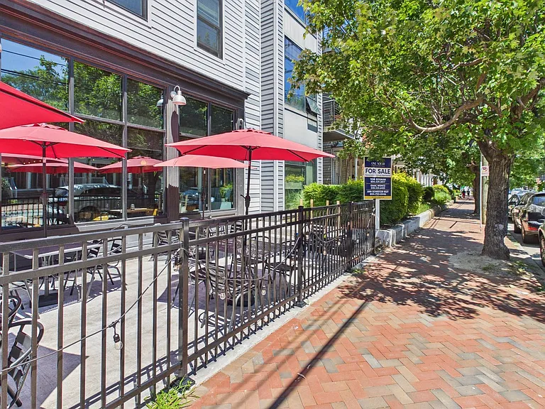 2028 W Cary St #4 — Photo 50