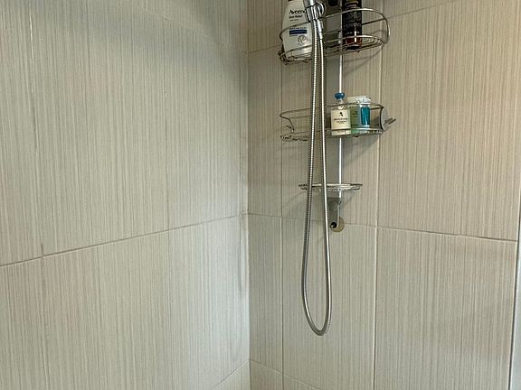 4th image of 9355 SW 8th St APT 417