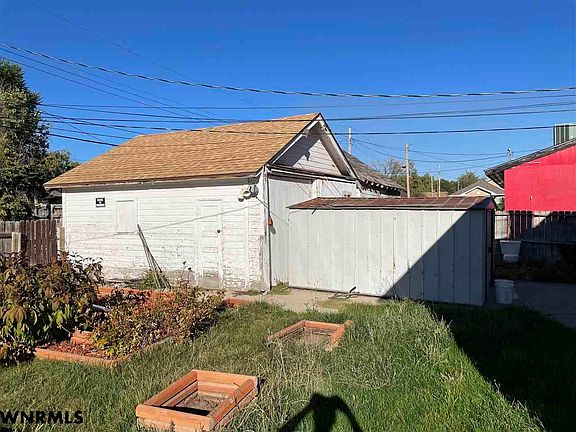 4th image of 315 E Overland