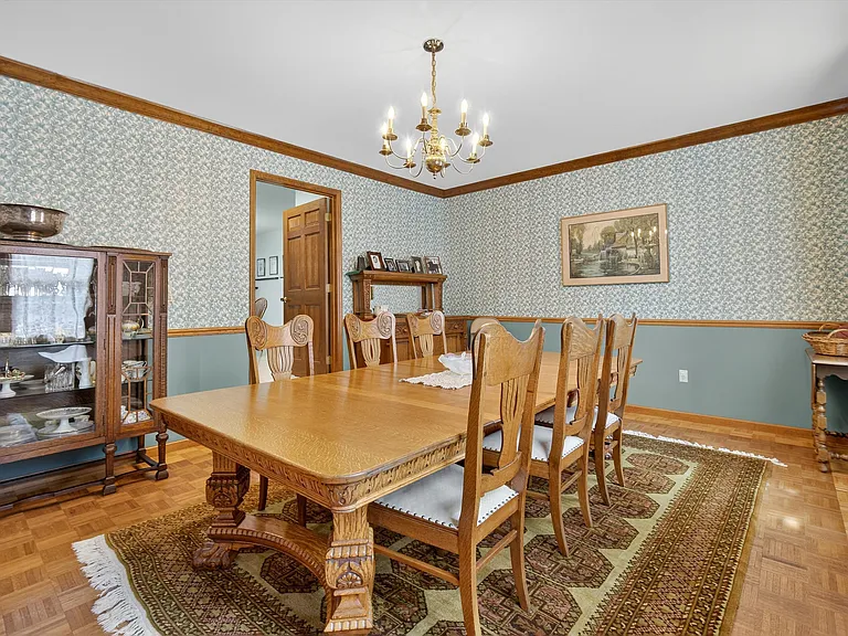 92 Brook Hollow Dr — Photo 18