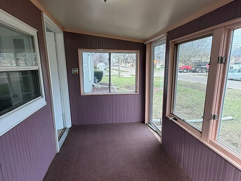 2209 Douglas Ave — Photo 17