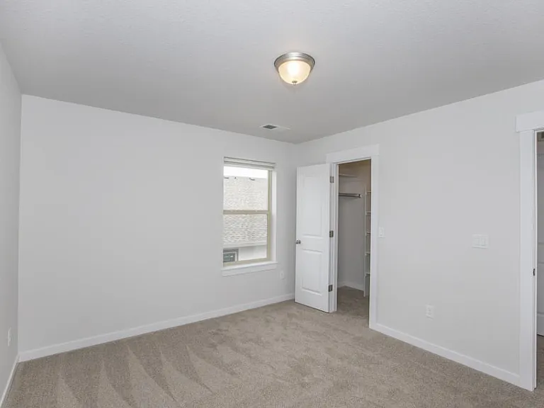 715 Lene Ln — Photo 19