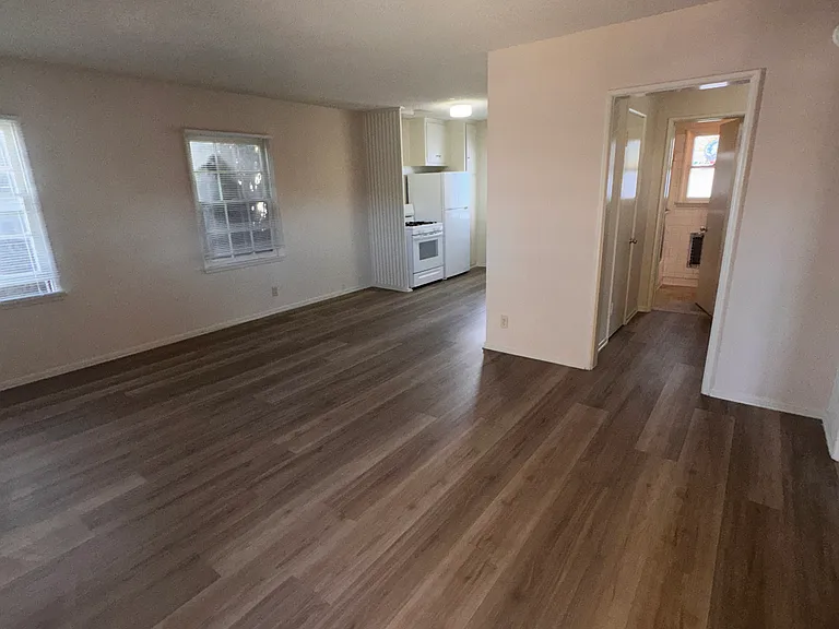 234 S Occidental Blvd #11 — Photo 2