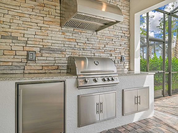 3rd image of 13699 Blue Bay Cir