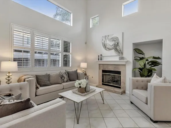 440 Canopy Ct, Gilroy, CA 95020