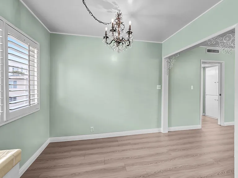 315 N Louise St #307 — Photo 15