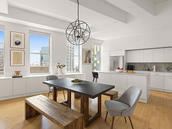 4th image of 15 Broad St APT 3100