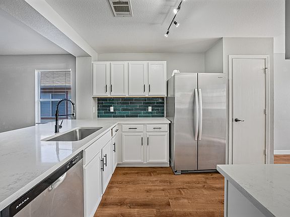 4th image of 12517 Campana Dr