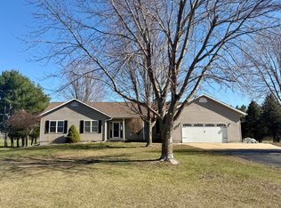 20922 Cattail Rd, Fulton, IL 61252