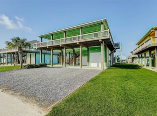 951 Kenlyn, Crystal Beach, TX 77650