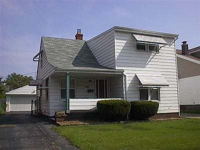 1st image of 1604 Amberley Ave