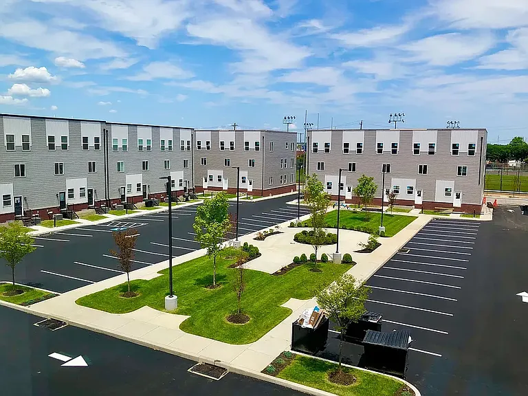 2511 E Tioga St #F8 — Photo 27