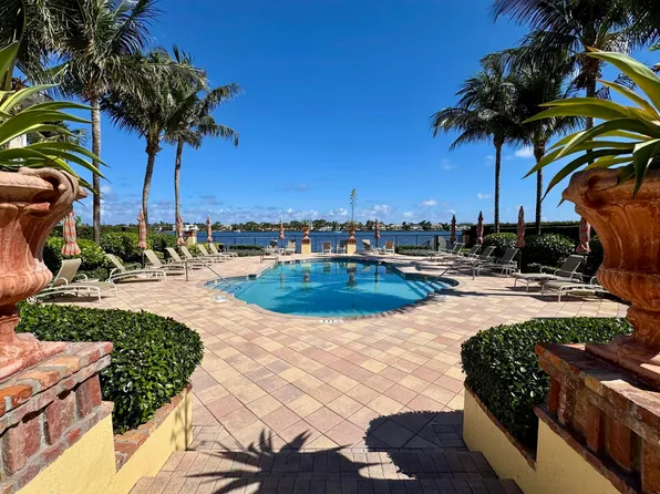 114 Las Brisas Circle, Hypoluxo, FL 33462