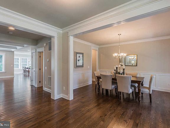 3rd image of 4507 Carrico Dr