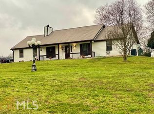 2475 Tucker Dr, Loganville, GA 30052