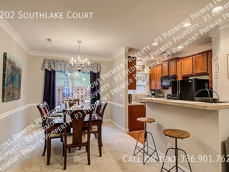 1202 Southlake Ct — Photo 26
