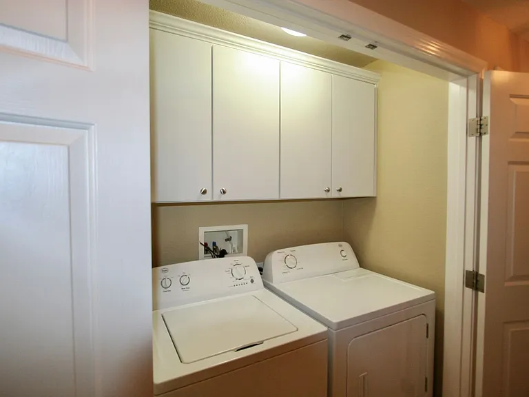 820 Canterra St #2052 — Photo 33