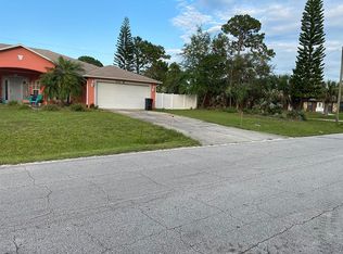 2229 Silver Palm Dr, Edgewater, FL 32141