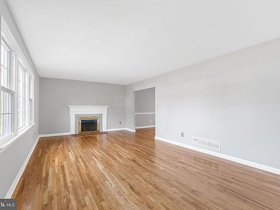 4th image of 2510 Bona Rd