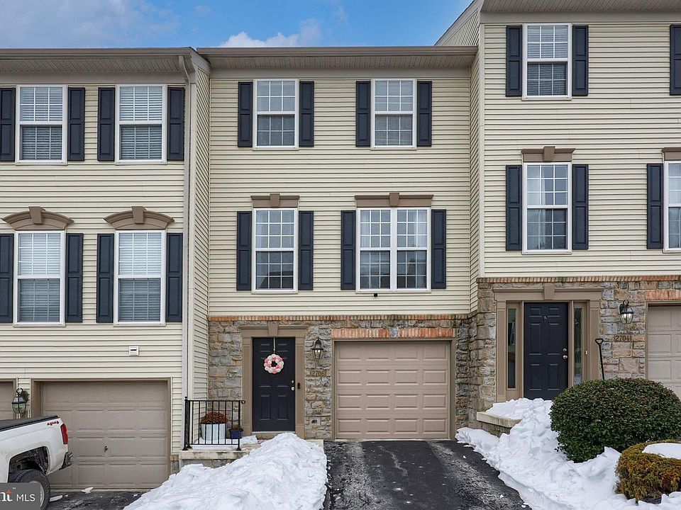 1st image of 2706 Equestrian Dr