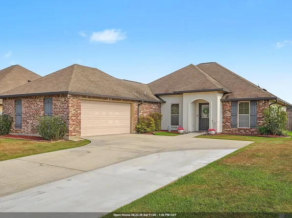 15001 Cross Gate Dr, Walker, LA 70785