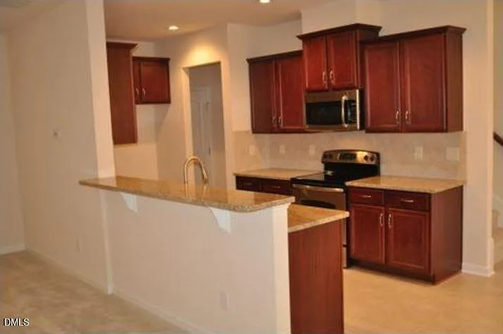 456 Manchester Park Ln — Photo 13