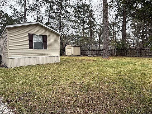 2nd image of 200 Royalwood St