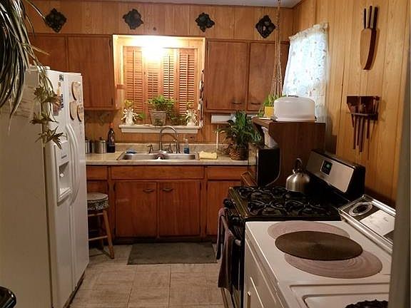 5th image of 4401 Littlejohn Ave