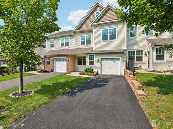 166 Savoth Ln, Colonia, NJ 07067