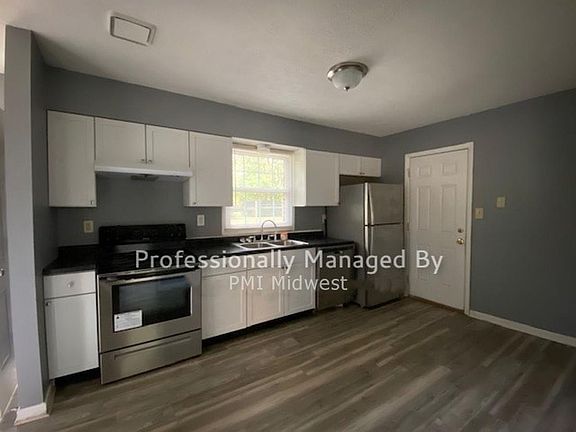 3rd image of 3120 W Northgate Dr