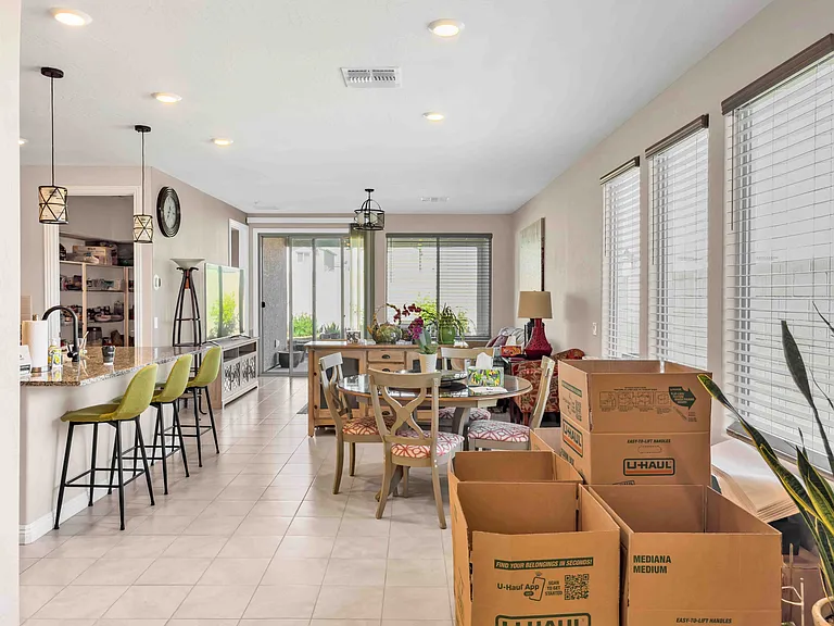 2404 Cold Canyon Ave — Photo 10