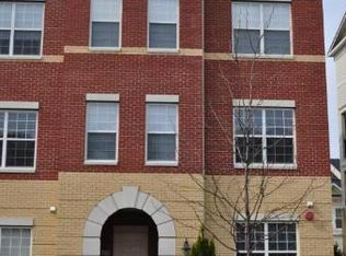 43612 Hampshire Crossing Sq, Leesburg, VA 20176