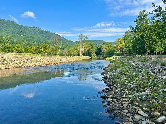2nd image of 5381 State Highway 197 S